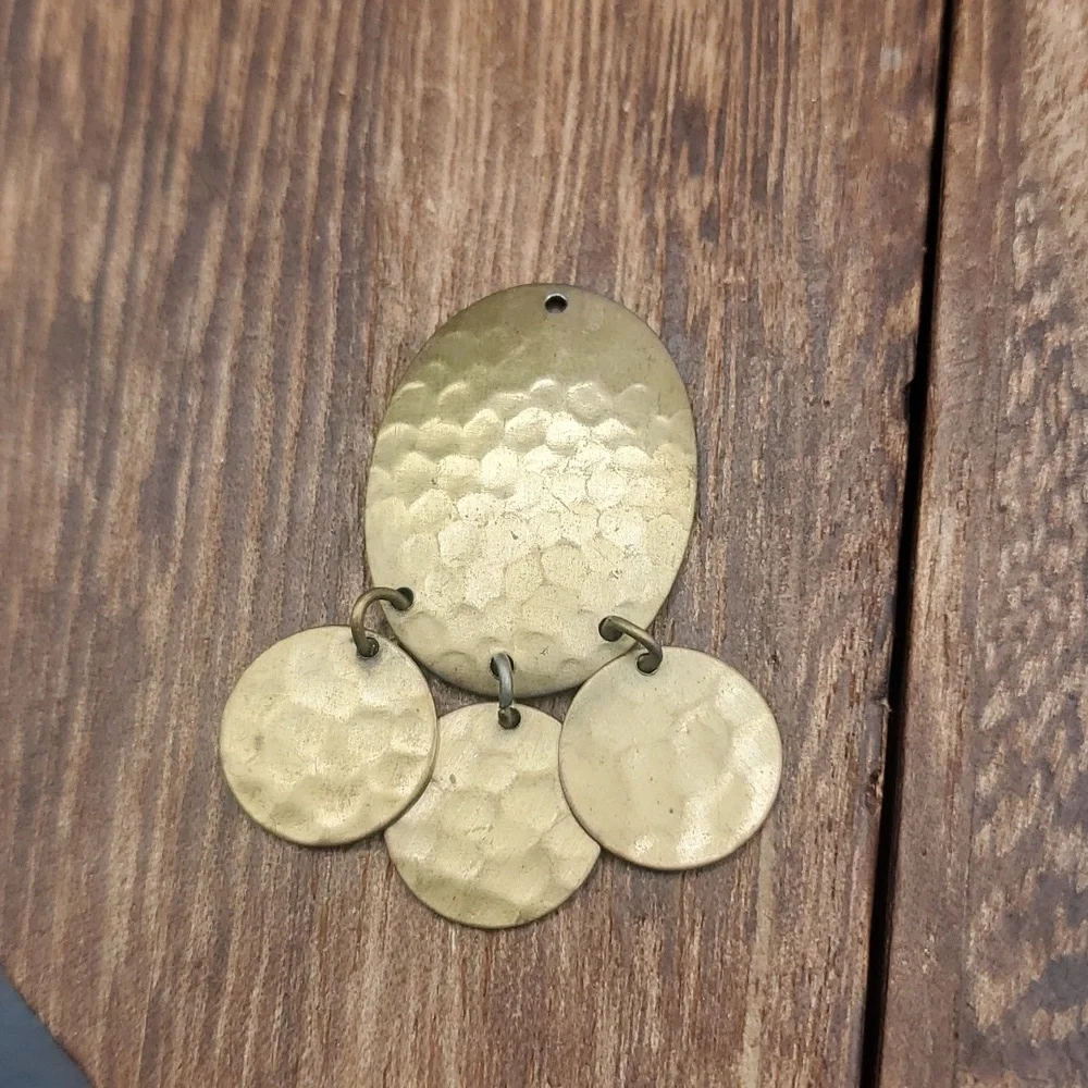 Hammered gold tone Gypsy morrocan‎ pendant